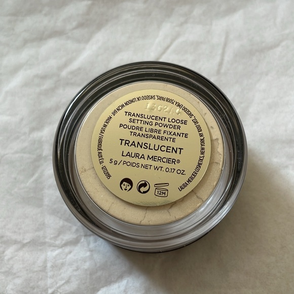 Laura Mercier translucent loose setting powder 5g - Picture 2 of 3